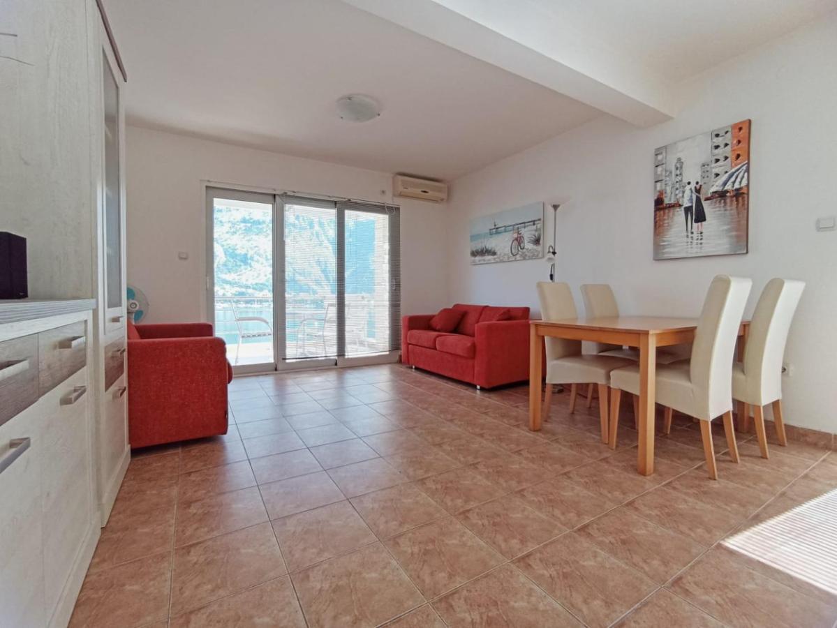 Apartment Kotor Bagian luar foto
